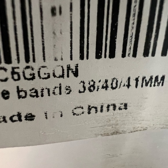 Apple Watch bands. Assorted colors. Off brand but fits 38mm-40mm - Picture 5 of 5